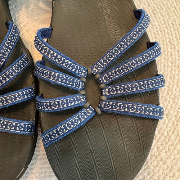 Teva Kayenta Sandals - Picture 2 of 6